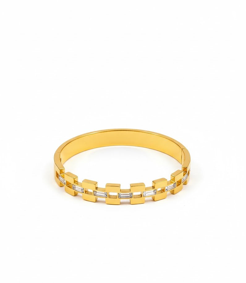 Elegant Geometric Gold-Plated Bangle Bracelet with Baguette Crystals – Fine Jewelry Collection