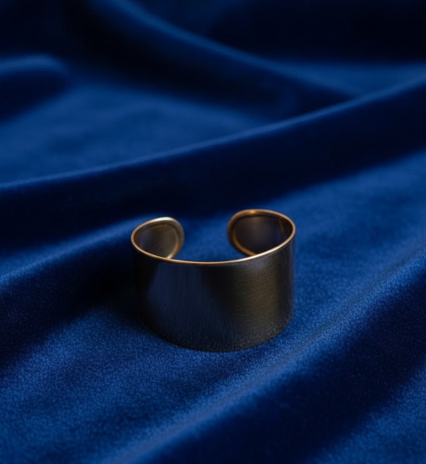 Elegant Matte Gold Minimalist Cuff Bracelet – Premium Fine Jewelry for Women